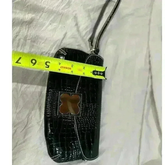 Liz Claiborne New York Convertible Strap Purse.
Black - Picture 8 of 8